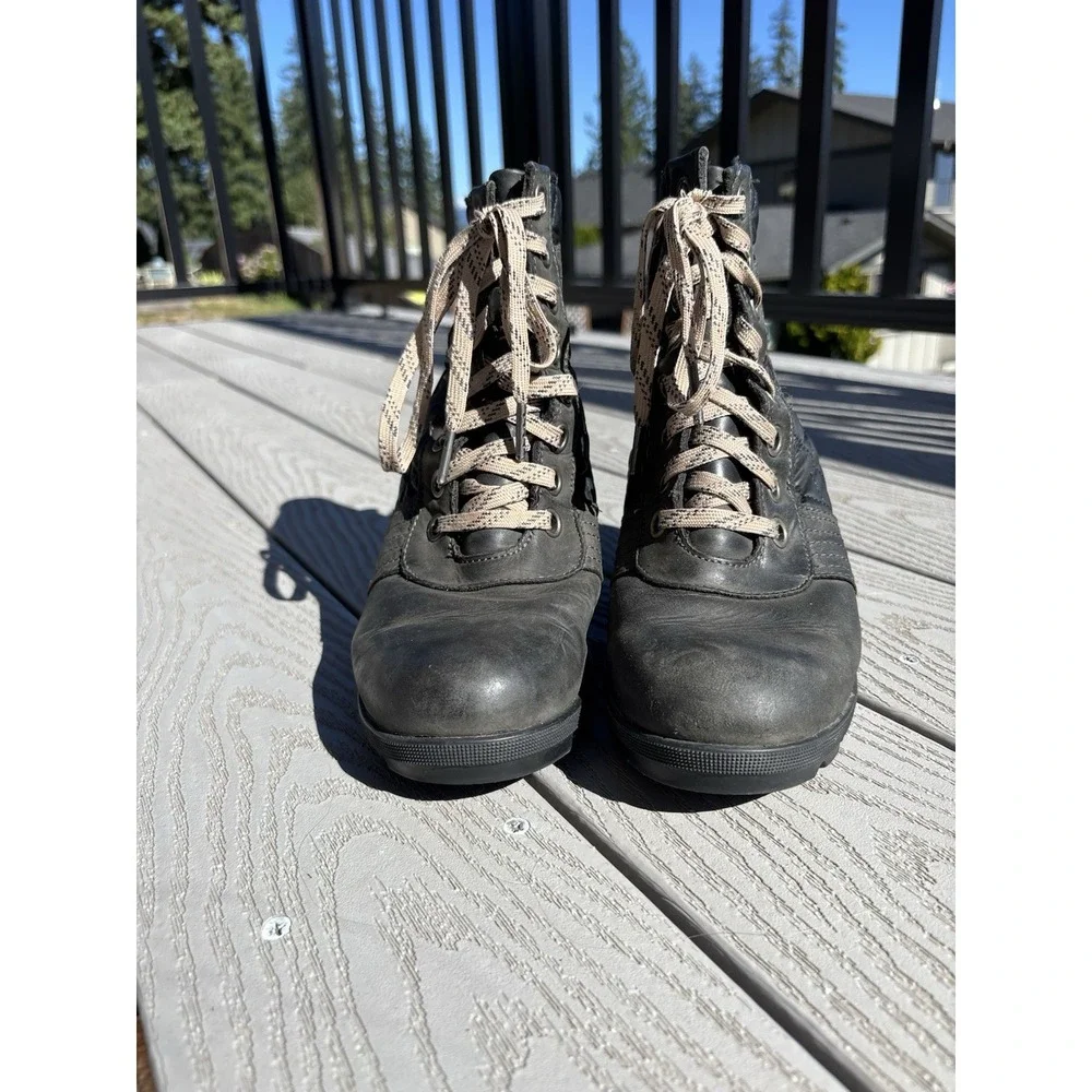 Sorel Boots Size US 8.5 Green‎ Lexie Wedge Quilted Lug Sole Leather 3375-026